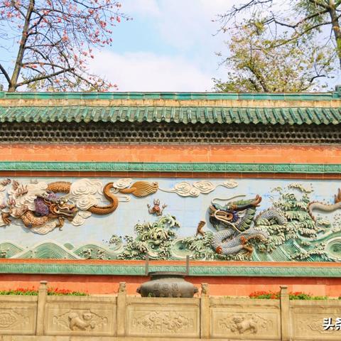 (屠龙圣域攻略)屠龙圣域火龙：挑战史诗级火龙，勇士们何去何从？
